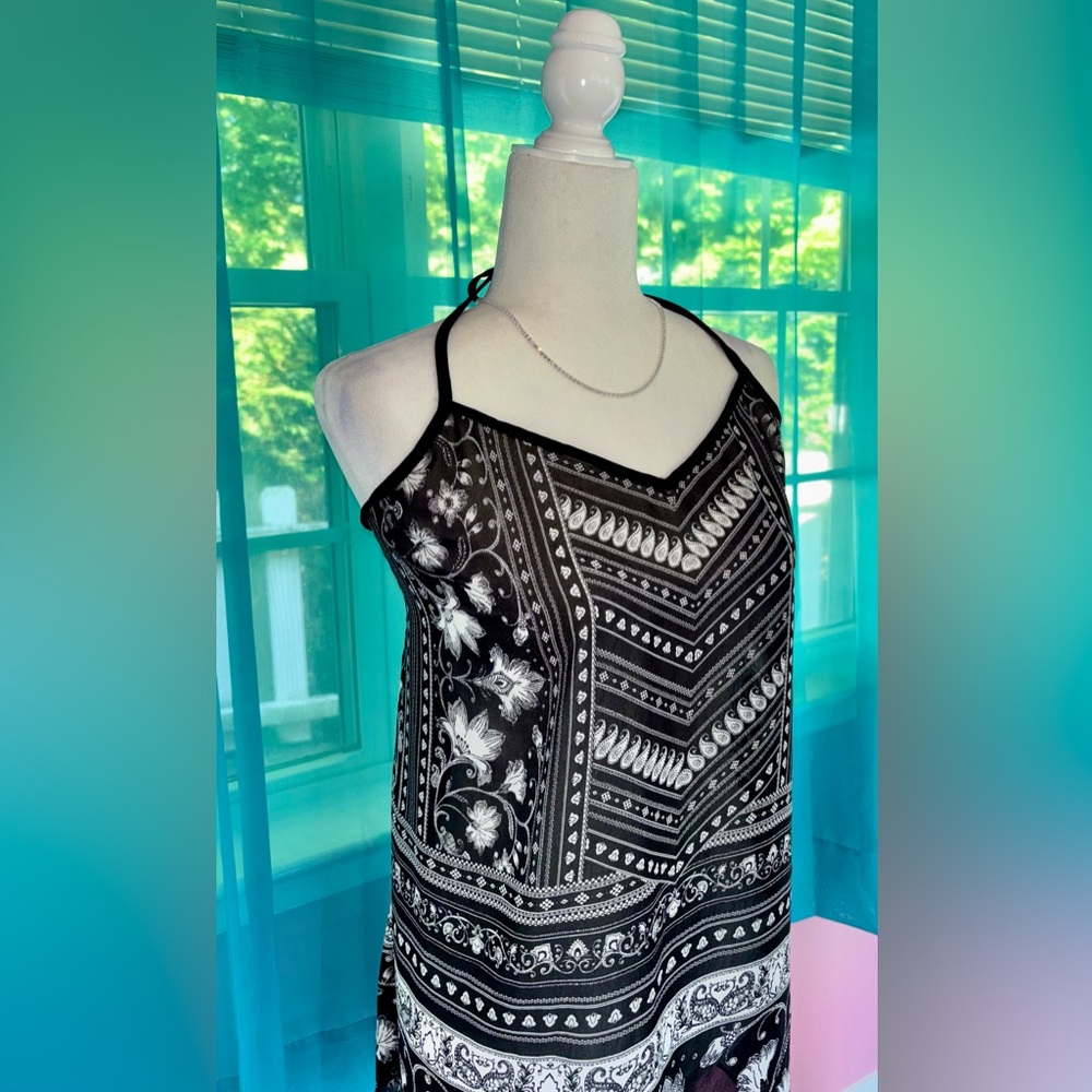 Maurices Black and White Paisley Boho Tribal Print Halter Top Cami Size 2X - Picture 3 of 7